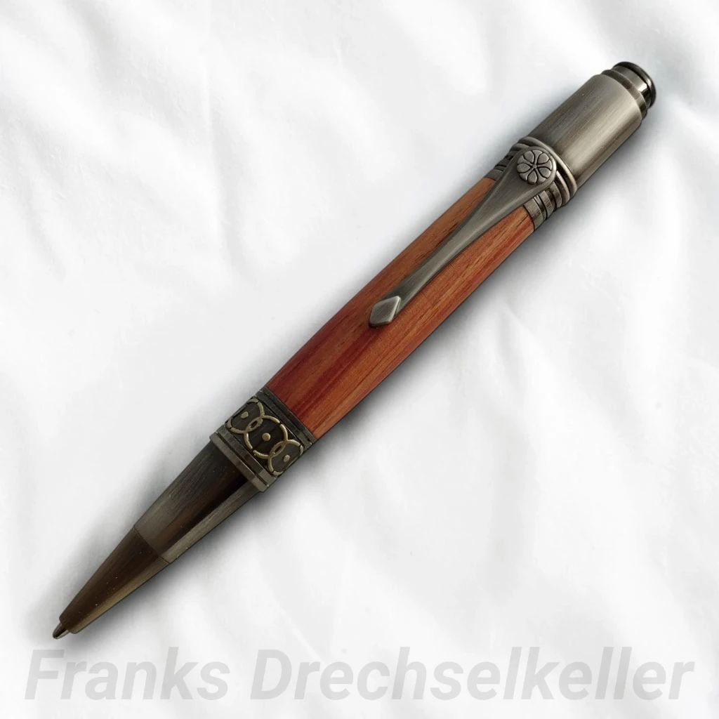 Drehkugelschreiber "Aquila", Farbe Antik Messing, Holz Rosenholz